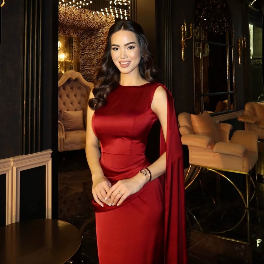 Bella Maßgeschneidertes rotes  – Women Formal Wear For Graduation Bewertung und Preis