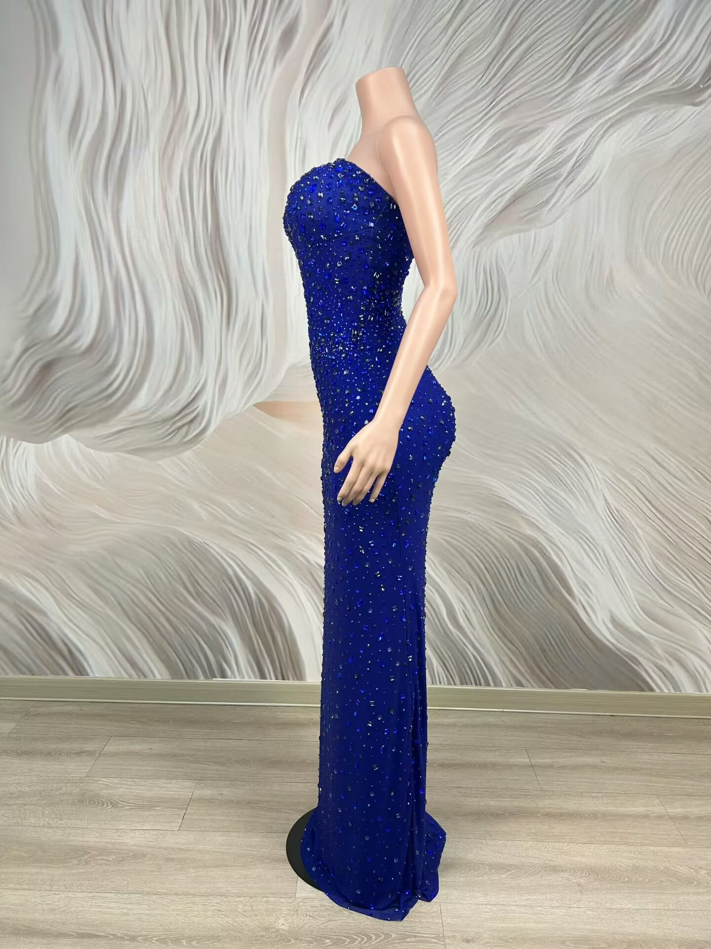Funkelndes Strass Blaues Träge – Formal Gala Wear Women Bewertung und Preis